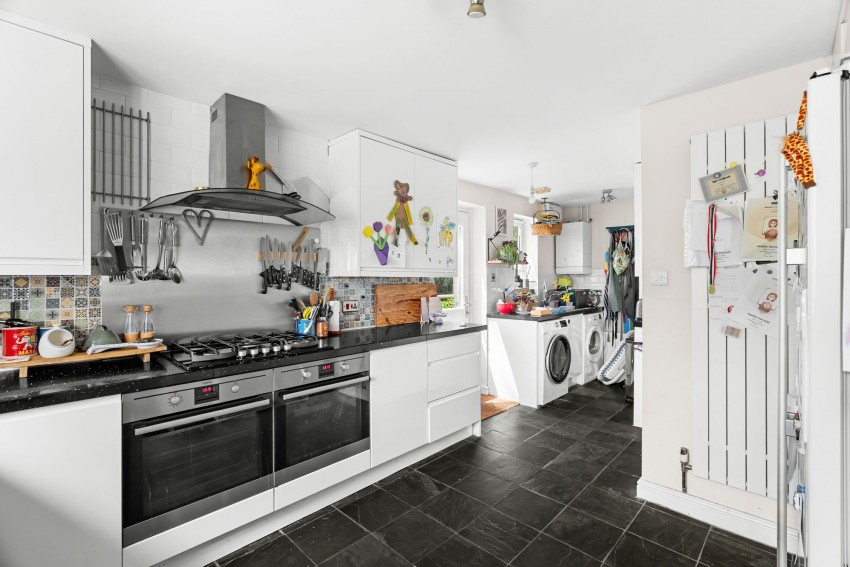 Images for Brookfield Road, Sawston, CB22 EAID:4037033056 BID:2f5b1148-b901-4d34-9e72-64b6a96df570