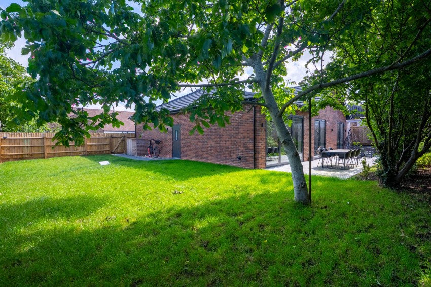 Images for St. Neots Road, Hardwick, CB23 EAID:4037033056 BID:e9c2a2d5-4edb-4404-af16-967a1de68210