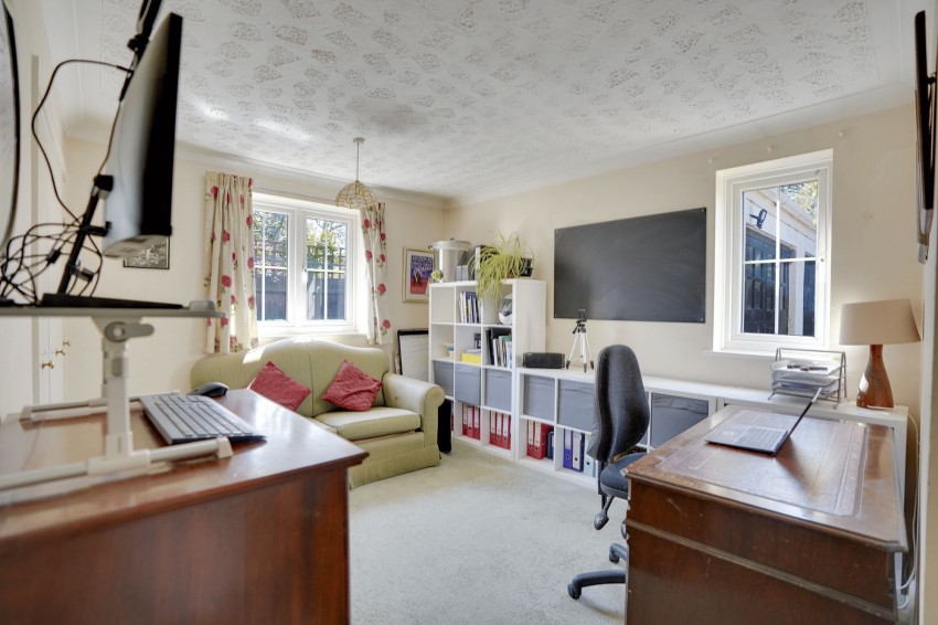 Images for Mill Road, Gazeley, CB8 EAID:4037033056 BID:e22d2fe2-cd8a-4ee5-877e-aff44adbf8aa