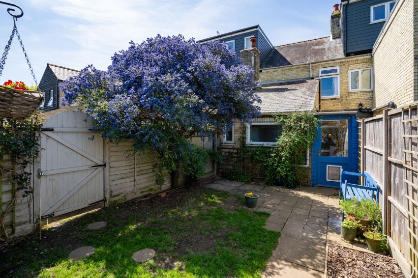 Images for Rooks Street, Cottenham, CB24 EAID:4037033056 BID:e9c2a2d5-4edb-4404-af16-967a1de68210