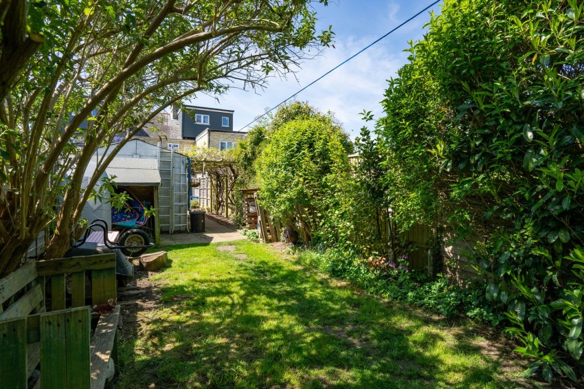Images for Rooks Street, Cottenham, CB24 EAID:4037033056 BID:e9c2a2d5-4edb-4404-af16-967a1de68210