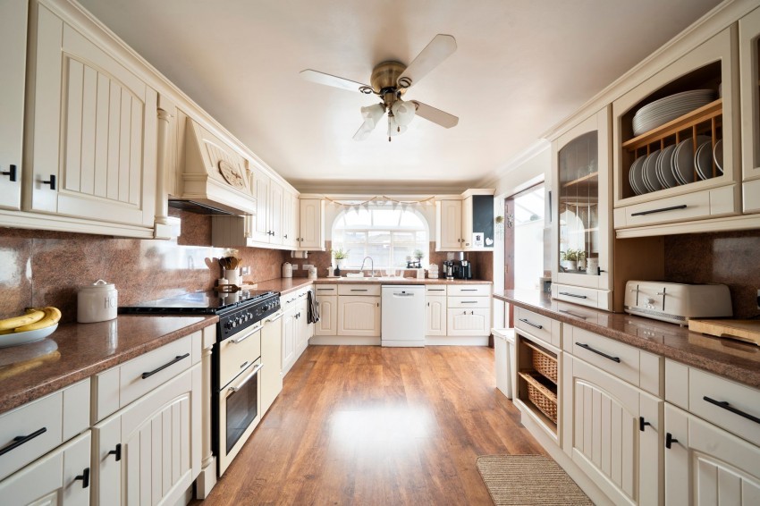 Images for Coldhams Lane, Cambridge, CB1 EAID:4037033056 BID:df7a2b8e-b283-433c-96bc-9990089caf32
