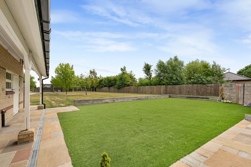 Images for Drury Lane, Wicken, CB7 EAID:4037033056 BID:e22d2fe2-cd8a-4ee5-877e-aff44adbf8aa