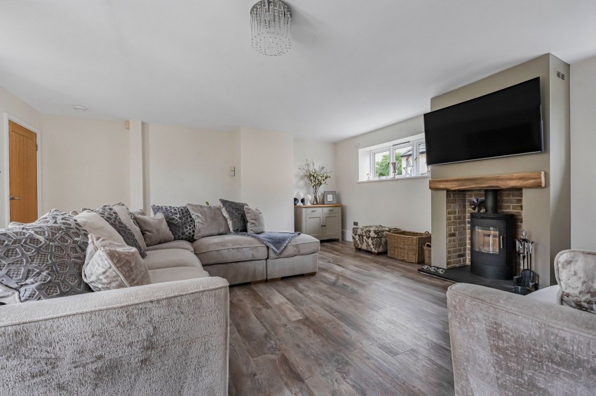 Images for Drury Lane, Wicken, CB7 EAID:4037033056 BID:e22d2fe2-cd8a-4ee5-877e-aff44adbf8aa