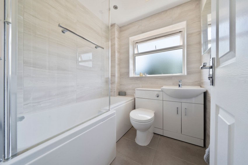 Images for Armingford Crescent, Melbourn, SG8 EAID:4037033056 BID:df7a2b8e-b283-433c-96bc-9990089caf32