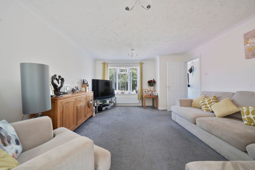 Images for Armingford Crescent, Melbourn, SG8 EAID:4037033056 BID:df7a2b8e-b283-433c-96bc-9990089caf32
