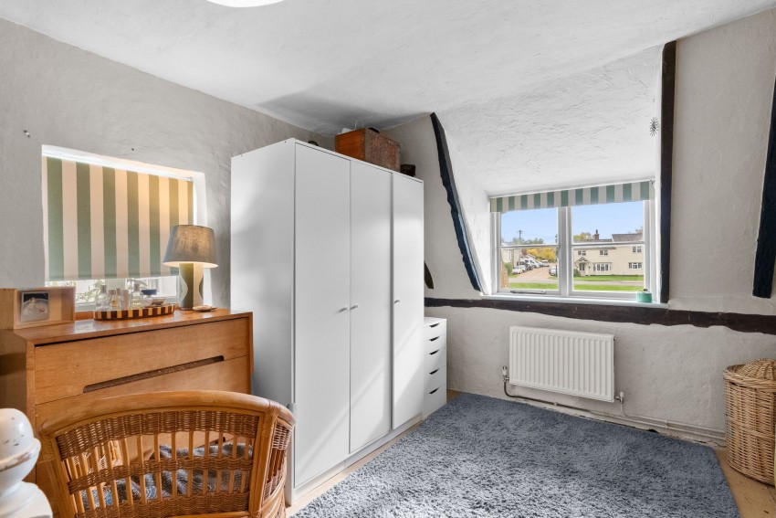 Images for High Street, Barrington, CB22 EAID:4037033056 BID:df7a2b8e-b283-433c-96bc-9990089caf32