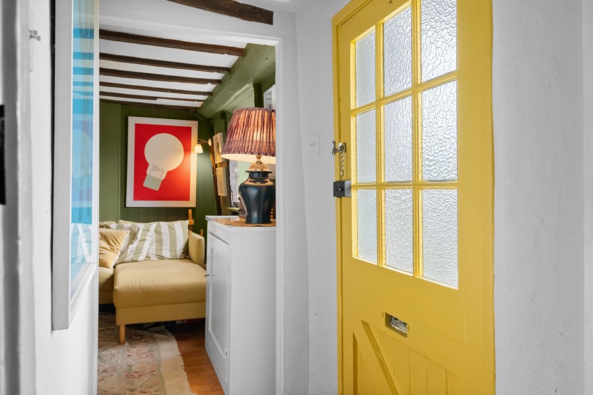 Images for High Street, Barrington, CB22 EAID:4037033056 BID:df7a2b8e-b283-433c-96bc-9990089caf32