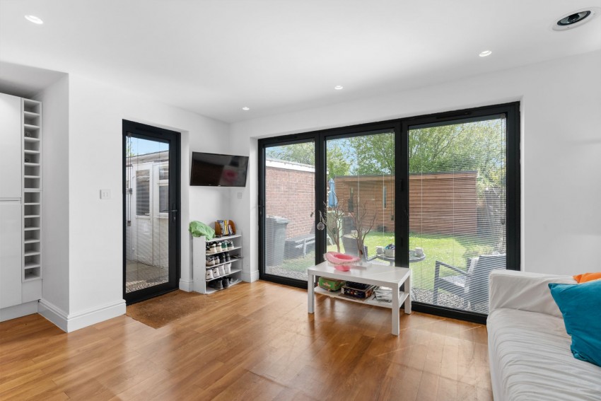 Images for Kelsey Crescent, Cambridge, CB1 EAID:4037033056 BID:df7a2b8e-b283-433c-96bc-9990089caf32