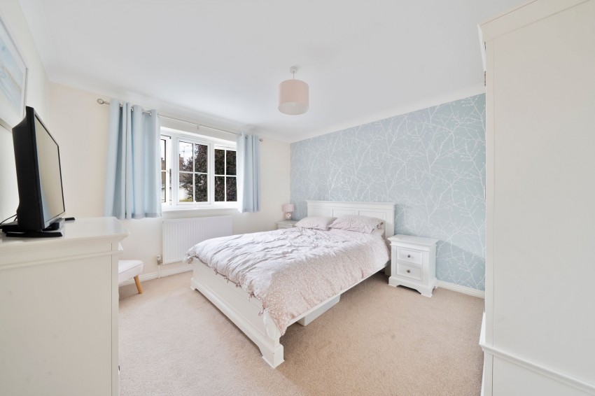 Images for Mill Road, Over, CB24 EAID:4037033056 BID:e9c2a2d5-4edb-4404-af16-967a1de68210