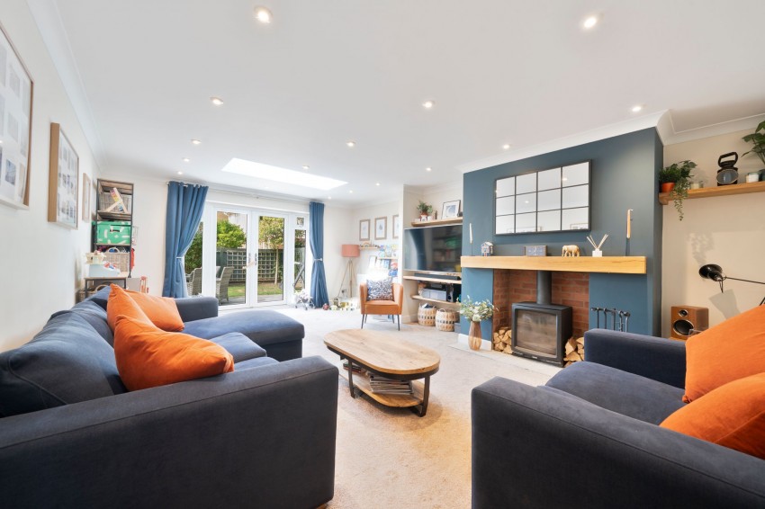 Images for Mill Road, Over, CB24 EAID:4037033056 BID:e9c2a2d5-4edb-4404-af16-967a1de68210