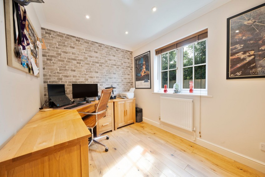 Images for Mill Road, Over, CB24 EAID:4037033056 BID:e9c2a2d5-4edb-4404-af16-967a1de68210