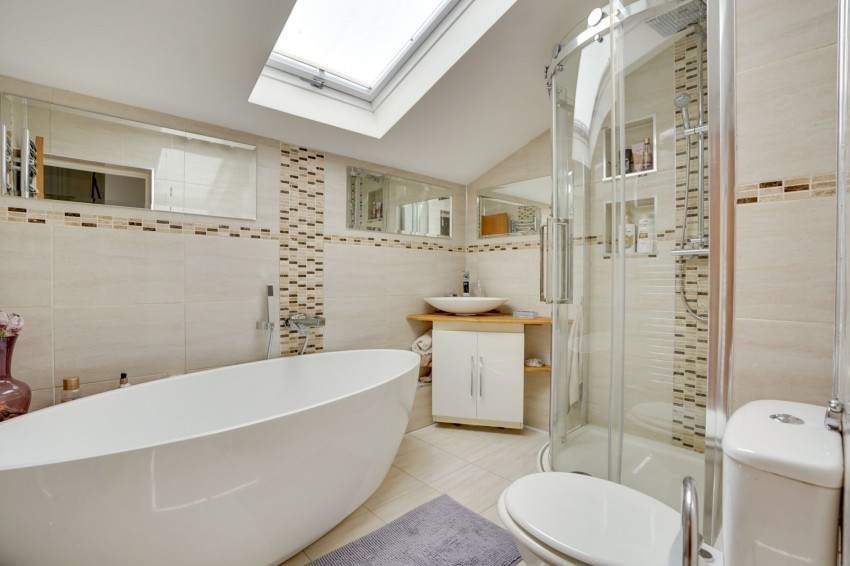 Images for Bridge Street, Moulton, CB8 EAID:4037033056 BID:e22d2fe2-cd8a-4ee5-877e-aff44adbf8aa