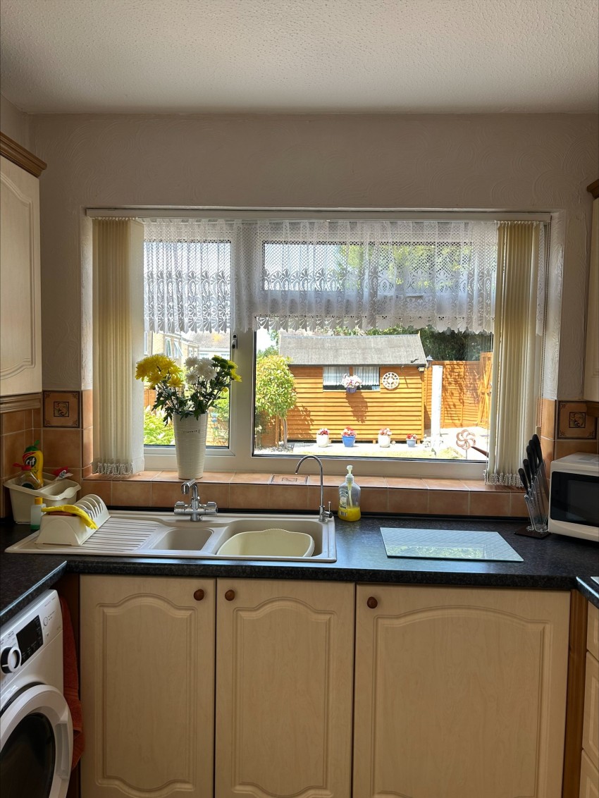 Images for Deans Close, Haverhill, CB9 EAID:4037033056 BID:2f5b1148-b901-4d34-9e72-64b6a96df570