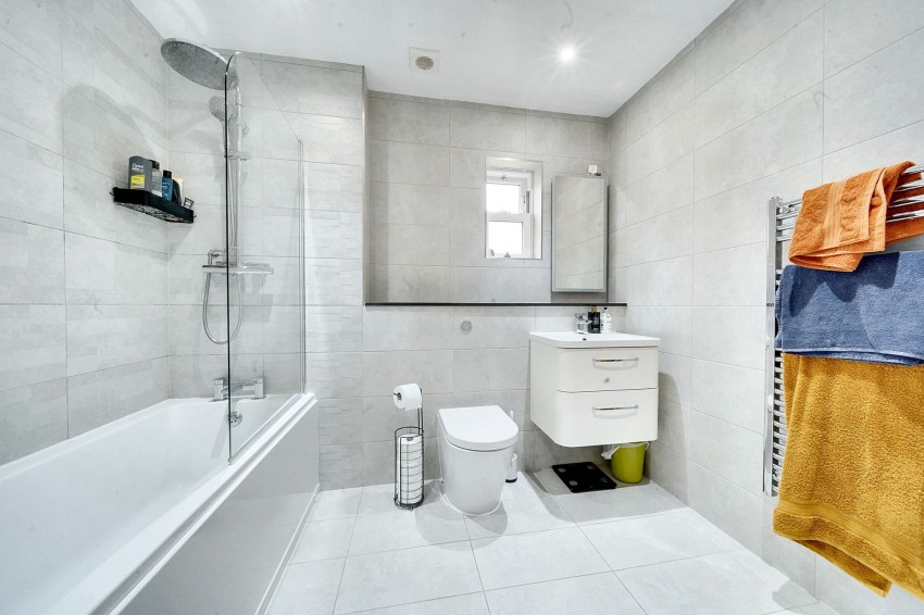 Images for Fordham Road, Nowell Lodge Fordham Road, CB8 EAID:4037033056 BID:e22d2fe2-cd8a-4ee5-877e-aff44adbf8aa