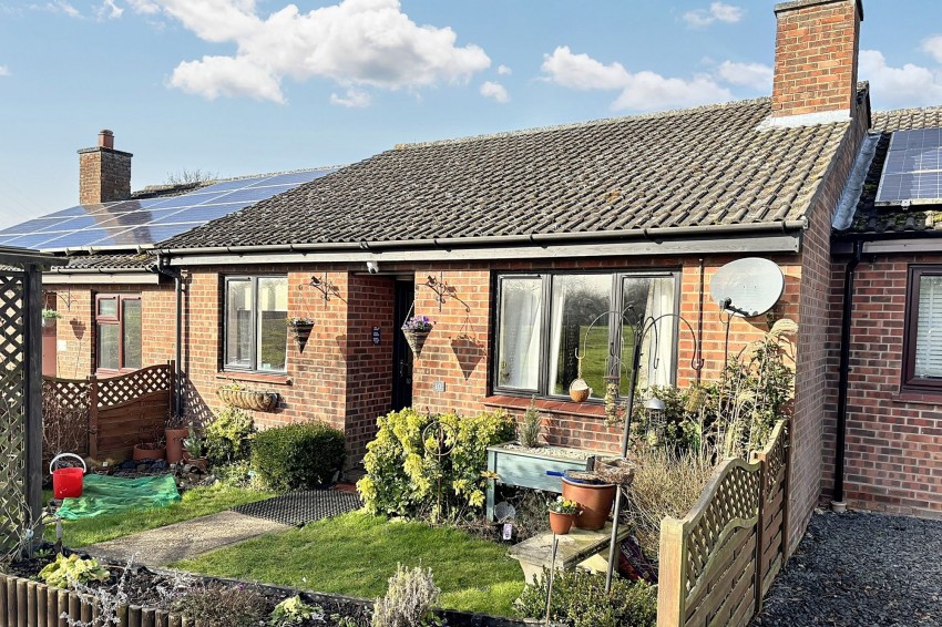 Images for Hayter Close, West Wratting, CB21 EAID:4037033056 BID:2f5b1148-b901-4d34-9e72-64b6a96df570