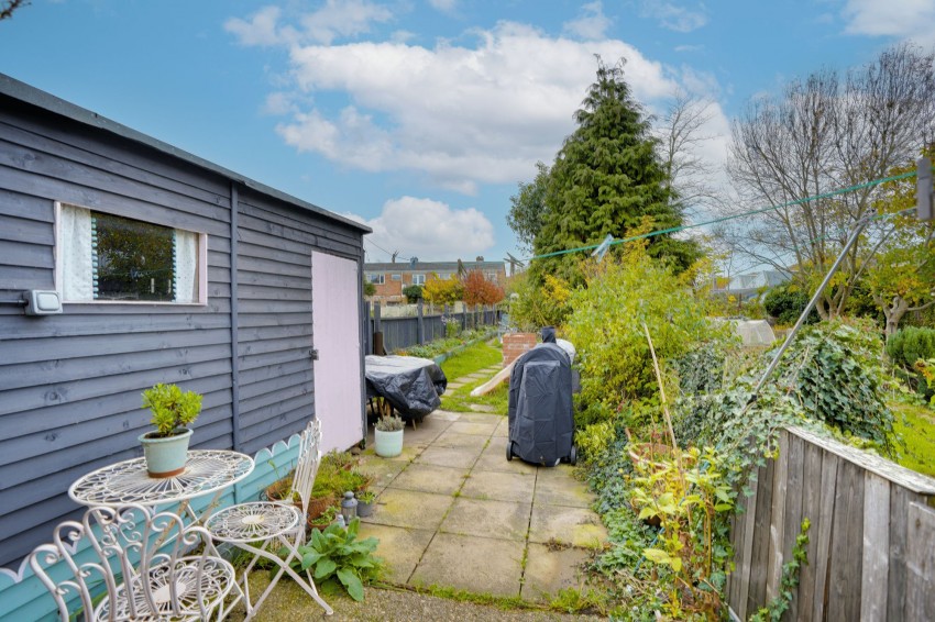 Images for Exning Road, Newmarket, CB8 EAID:4037033056 BID:e22d2fe2-cd8a-4ee5-877e-aff44adbf8aa