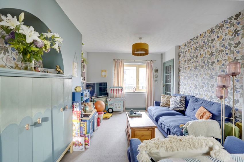 Images for Exning Road, Newmarket, CB8 EAID:4037033056 BID:e22d2fe2-cd8a-4ee5-877e-aff44adbf8aa