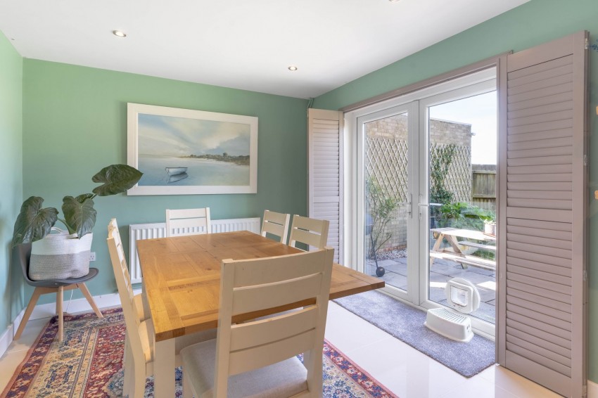 Images for Boxworth End, Swavesey, CB24 EAID:4037033056 BID:e9c2a2d5-4edb-4404-af16-967a1de68210