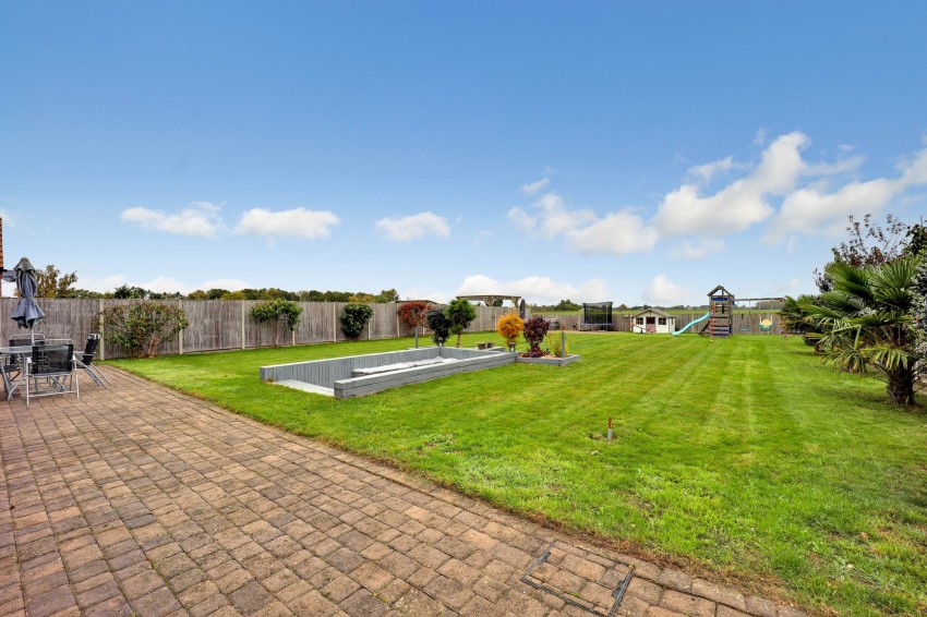 Images for Hall Road, Walpole Highway, PE14 EAID:4037033056 BID:1d497ef6-e698-4427-833a-3b42529ac059