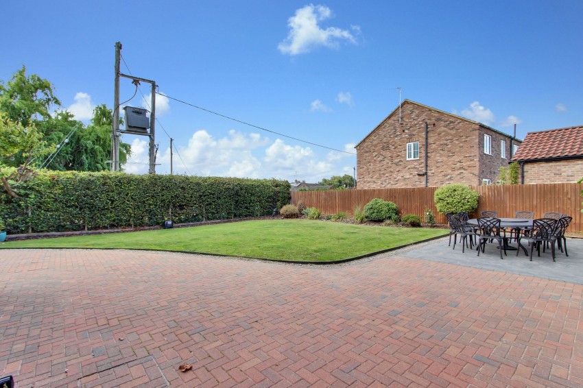 Images for Bambers Lane, Emneth, PE14 EAID:4037033056 BID:1d497ef6-e698-4427-833a-3b42529ac059