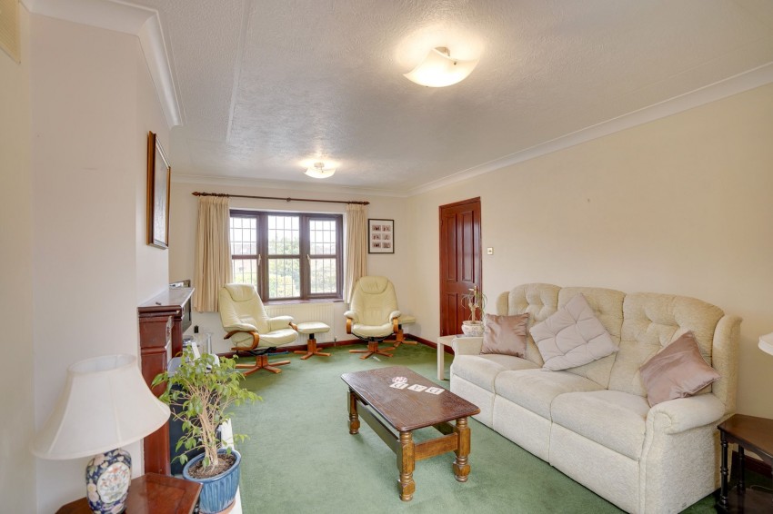 Images for Crockfords Road, Newmarket, CB8 EAID:4037033056 BID:e22d2fe2-cd8a-4ee5-877e-aff44adbf8aa