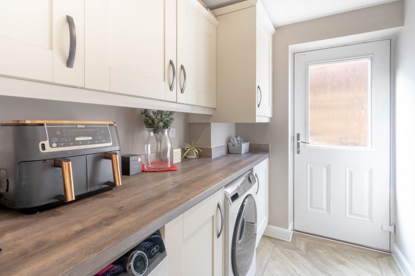 Images for Peppercorn Drive, Northstowe, CB24 EAID:4037033056 BID:e9c2a2d5-4edb-4404-af16-967a1de68210