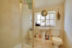 Images for High Street, Chippenham, CB7