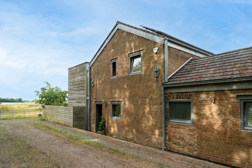 Images for Ely Road, Queen Adelaide, CB7 EAID:4037033056 BID:d3db0e0c-3850-402c-b88b-52680bec4ac9