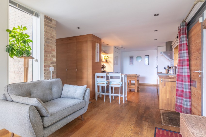 Images for Ely Road, Queen Adelaide, CB7 EAID:4037033056 BID:d3db0e0c-3850-402c-b88b-52680bec4ac9