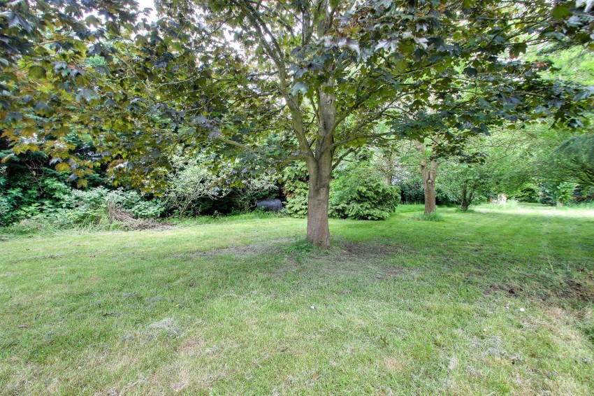 Images for 38 Church Road, Emneth, PE14 EAID:4037033056 BID:1d497ef6-e698-4427-833a-3b42529ac059