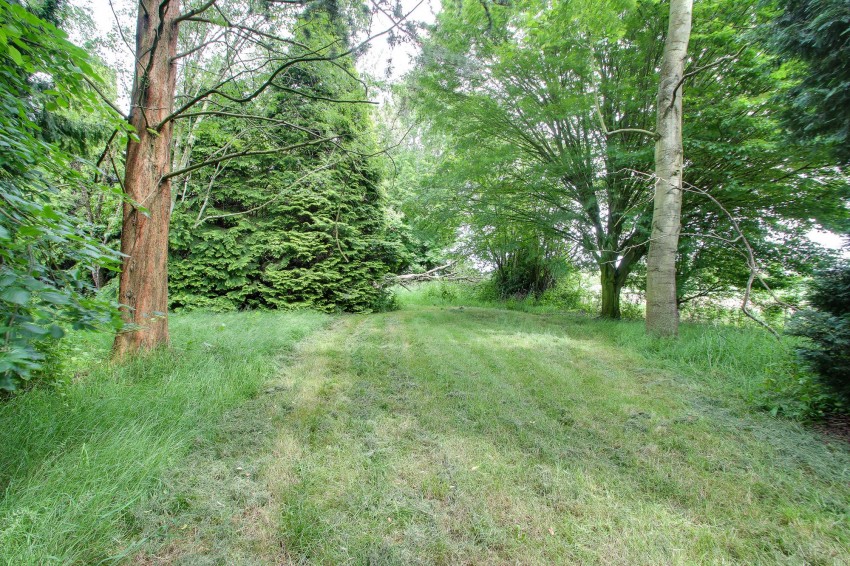 Images for 38 Church Road, Emneth, PE14 EAID:4037033056 BID:1d497ef6-e698-4427-833a-3b42529ac059