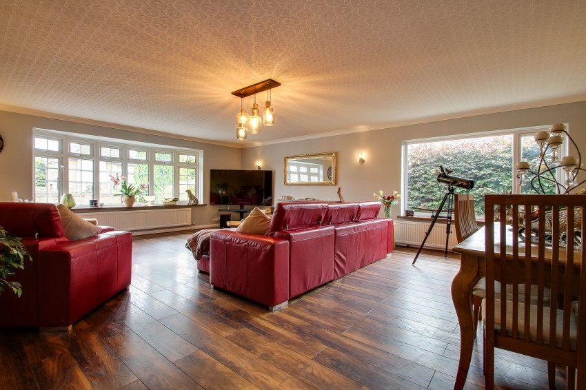 Images for 38 Church Road, Emneth, PE14 EAID:4037033056 BID:1d497ef6-e698-4427-833a-3b42529ac059