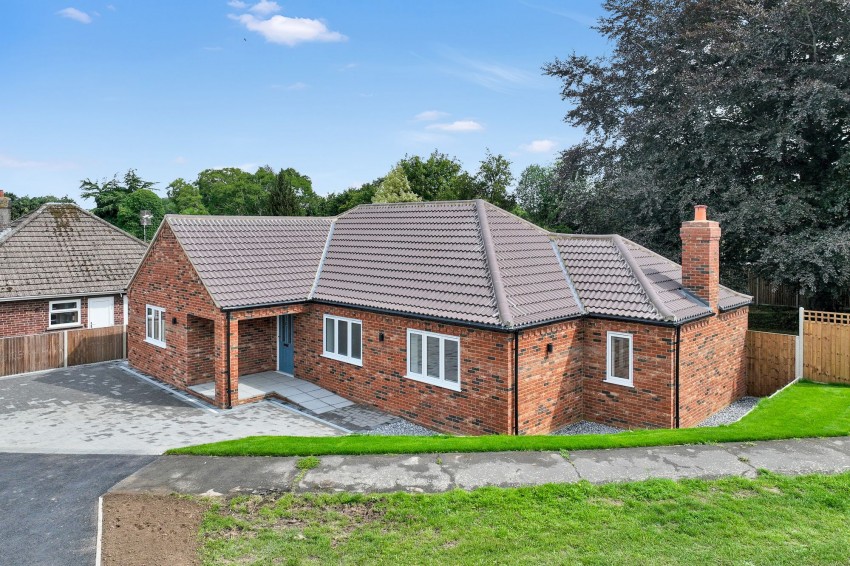 Images for Elmfield Drive, Elm, PE14 EAID:4037033056 BID:1d497ef6-e698-4427-833a-3b42529ac059