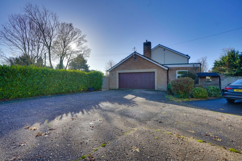 Images for Mildenhall Road, Worlington, IP28 EAID:4037033056 BID:e22d2fe2-cd8a-4ee5-877e-aff44adbf8aa