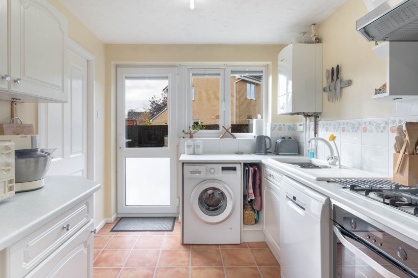 Images for Moat Way, Swavesey, CB24 EAID:4037033056 BID:e9c2a2d5-4edb-4404-af16-967a1de68210