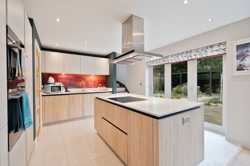 Images for Histon Road, Cottenham, CB24 EAID:4037033056 BID:e9c2a2d5-4edb-4404-af16-967a1de68210