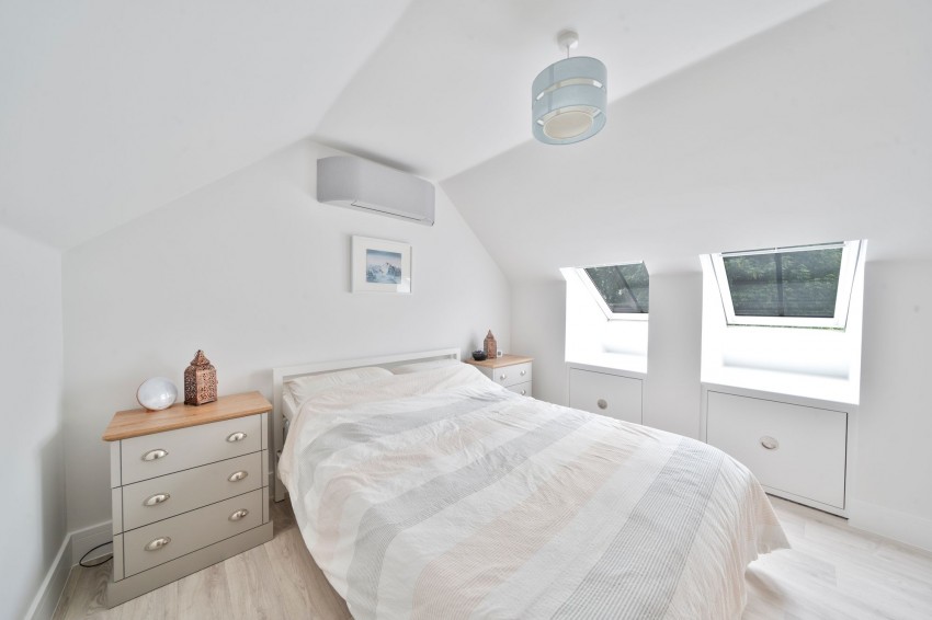 Images for Histon Road, Cottenham, CB24 EAID:4037033056 BID:e9c2a2d5-4edb-4404-af16-967a1de68210