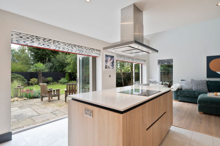 Images for Histon Road, Cottenham, CB24 EAID:4037033056 BID:e9c2a2d5-4edb-4404-af16-967a1de68210