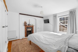Images for Holttums Yard, Linton, CB21
