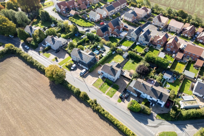 Images for Cambridge Road, Balsham, CB21 EAID:4037033056 BID:2f5b1148-b901-4d34-9e72-64b6a96df570