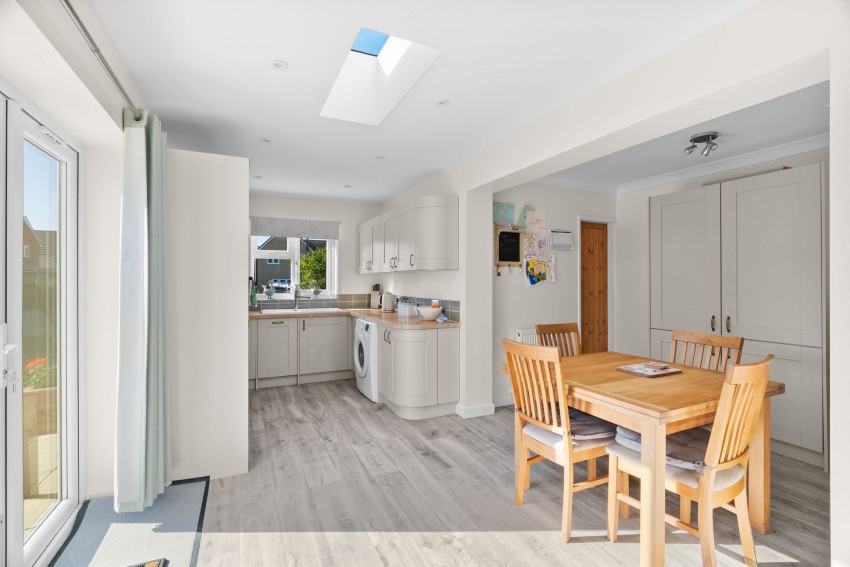Images for Cambridge Road, Balsham, CB21 EAID:4037033056 BID:2f5b1148-b901-4d34-9e72-64b6a96df570