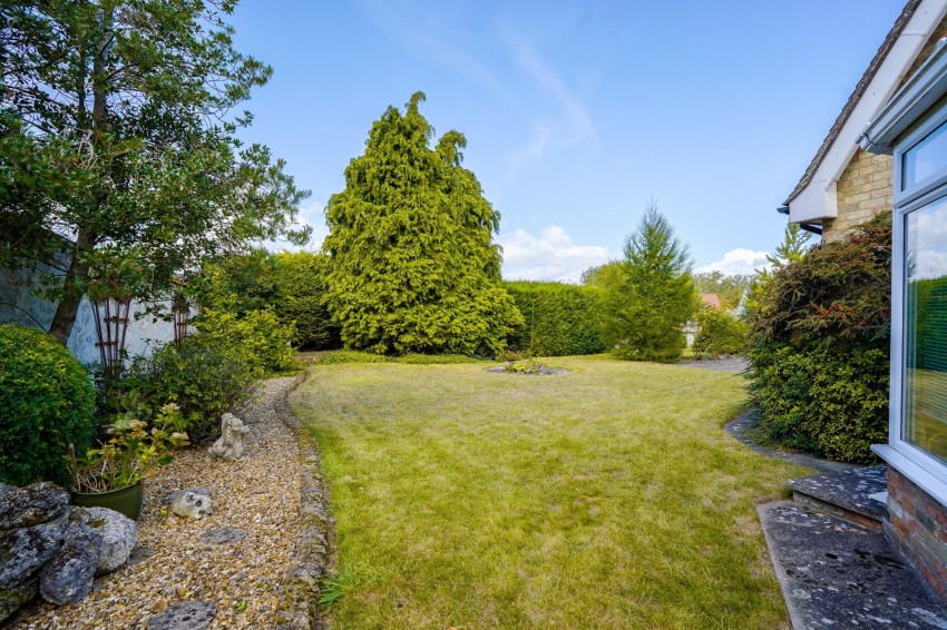 Images for High Street, Swaffham Bulbeck, CB25 EAID:4037033056 BID:e22d2fe2-cd8a-4ee5-877e-aff44adbf8aa