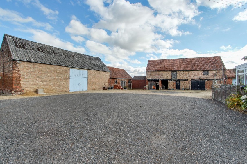 Images for Salts Road, West Walton, PE14 EAID:4037033056 BID:1d497ef6-e698-4427-833a-3b42529ac059