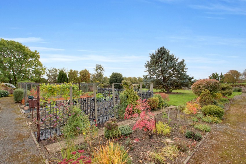 Images for Salts Road, West Walton, PE14 EAID:4037033056 BID:1d497ef6-e698-4427-833a-3b42529ac059