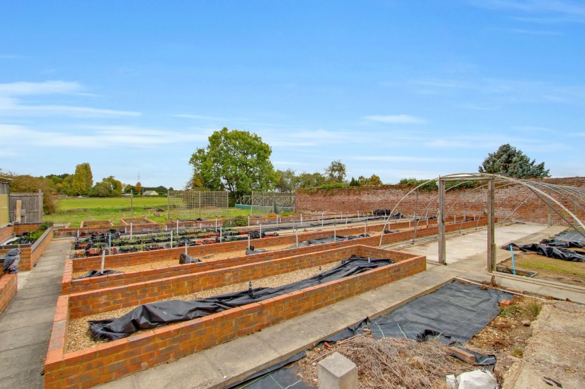 Images for Salts Road, West Walton, PE14 EAID:4037033056 BID:1d497ef6-e698-4427-833a-3b42529ac059