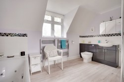 Images for Kings Mead, Cheveley, CB8