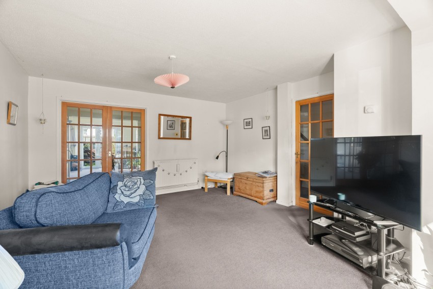 Images for Hollybush Way, Linton, CB21 EAID:4037033056 BID:2f5b1148-b901-4d34-9e72-64b6a96df570