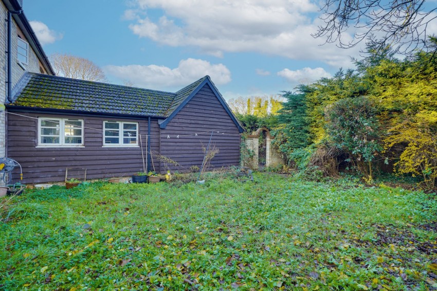 Images for London Road, Six Mile Bottom, CB8 EAID:4037033056 BID:e22d2fe2-cd8a-4ee5-877e-aff44adbf8aa