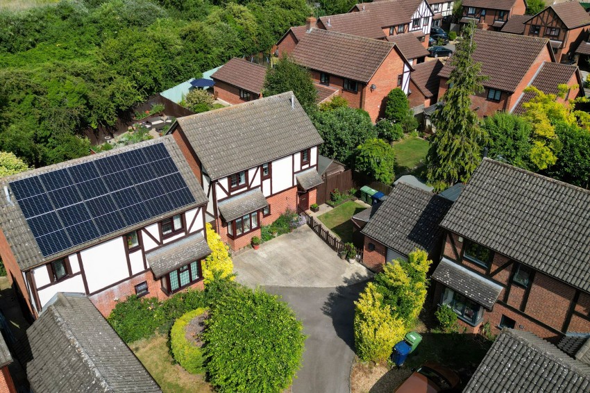 Images for Harcombe Road, Cambridge, CB1 EAID:4037033056 BID:df7a2b8e-b283-433c-96bc-9990089caf32